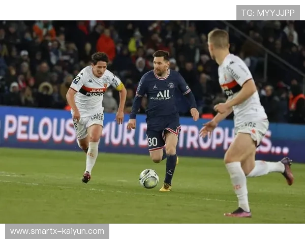 洛里昂与巴黎圣日耳曼上半场互交白卷 战局僵持不下