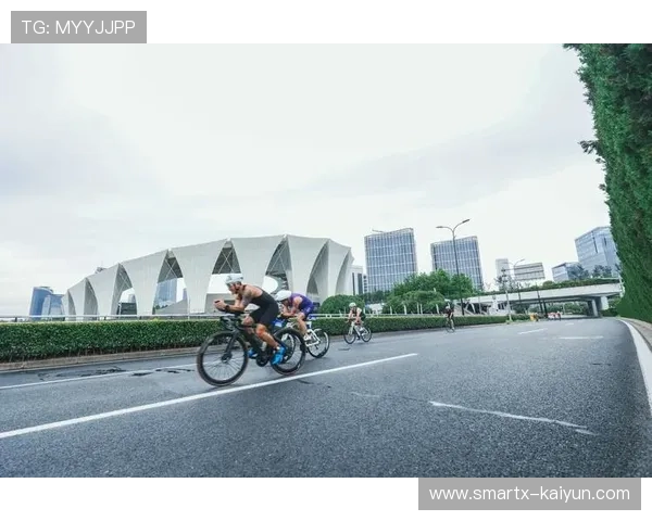 上海中心高塔竞速挑战赛即将举办 小萨马兰奇担任赛事形象大使